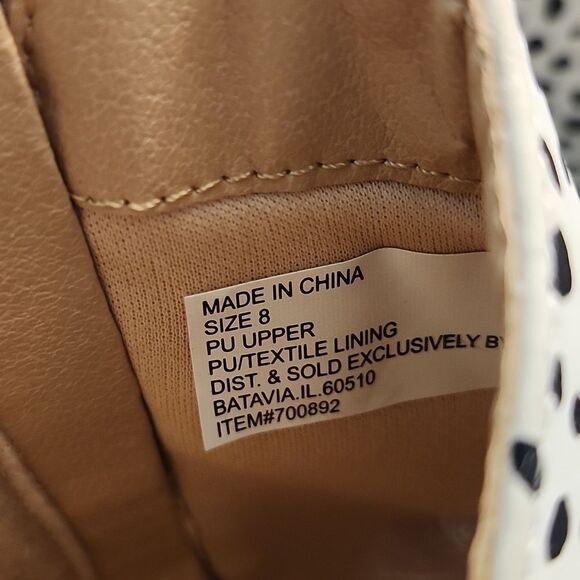 SERRA ANKLE MID HEEL SLIP-ON POINTED TOE ZIP CLOSURE BOOTIE - Picture 14 of 16